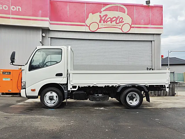 トヨタ ダイナ TKG-XZC605(2WD)の写真4
