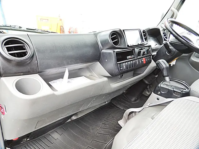 トヨタ ダイナ TKG-XZC605(2WD)の写真21