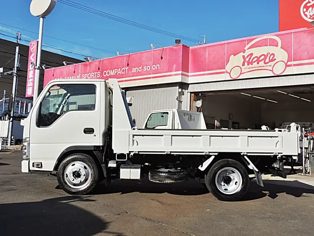 いすゞ エルフ TKG-NJR85AD(2WD)の写真4