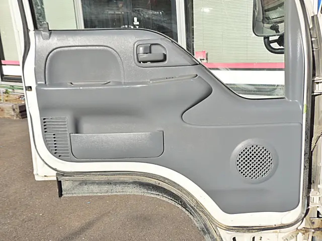 いすゞ エルフ TKG-NJR85AD(2WD)の写真19