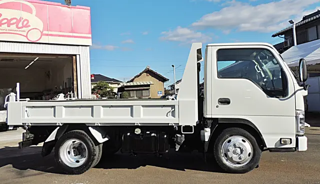 いすゞ エルフ TPG-NJR85AD(2WD)の写真3