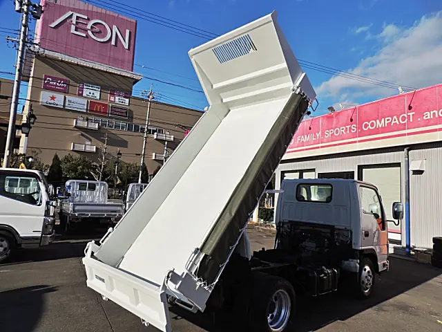 いすゞ エルフ TPG-NJR85AD(2WD)の写真10