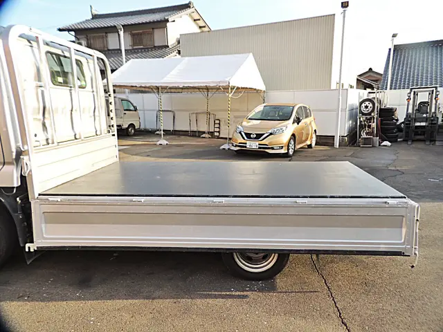 トヨタ ダイナ QDF-KDY221(2WD)の写真11