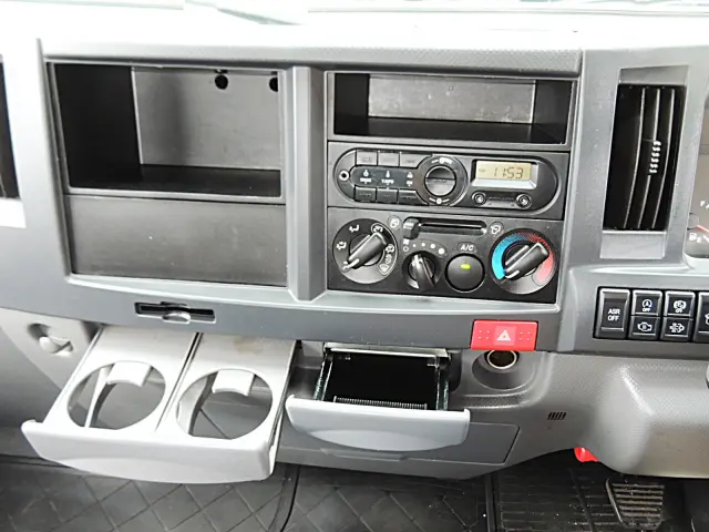 マツダ タイタン TRG-LHR85A(2WD)の写真18