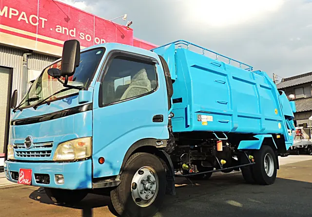 日野 デュトロ BDG-XZU414M(2WD)の写真1