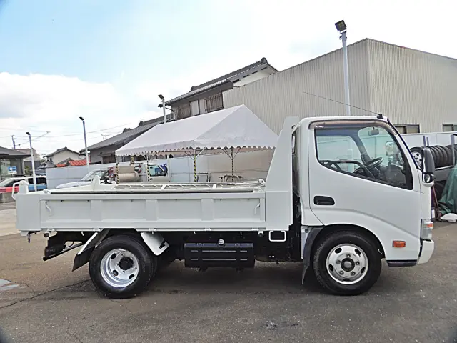 日野 デュトロ TKG-XZU620T(2WD)の写真3
