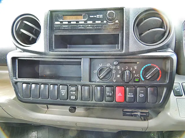 日野 デュトロ TKG-XZU620T(2WD)の写真16