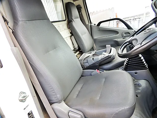 日野 デュトロ TKG-XZU620T(2WD)の写真18