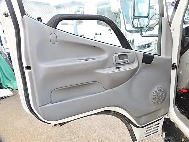 日野 デュトロ TKG-XZU620T(2WD)の写真21