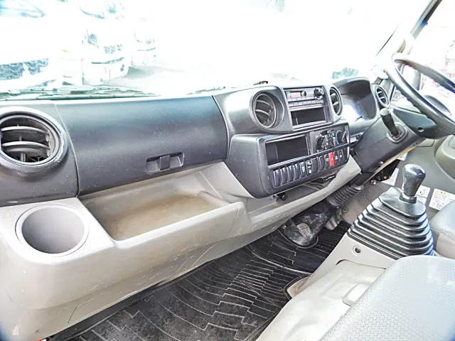 日野 デュトロ TKG-XZU620T(2WD)の写真31