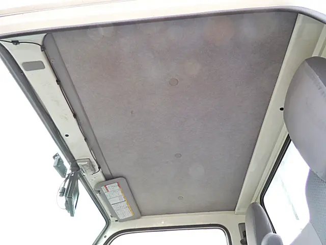 いすゞ エルフ TRG-LHR85A(2WD)の写真23