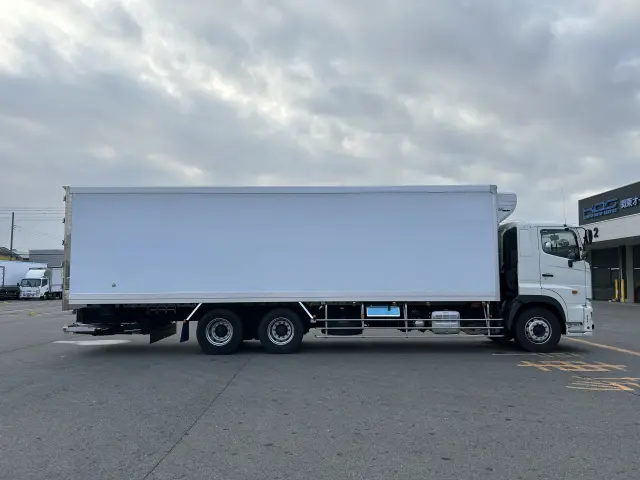 日野 プロフィア 2DG-FR1AHG(未入力/関係無)の写真4