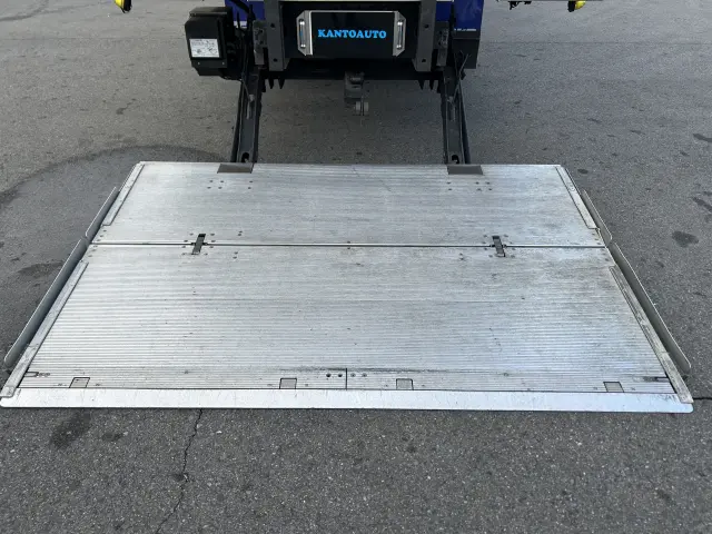 日野 プロフィア 2DG-FR1AHG(未入力/関係無)の写真12