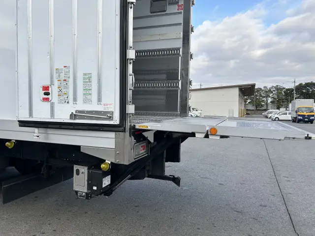 日野 プロフィア 2DG-FR1AHG(未入力/関係無)の写真13