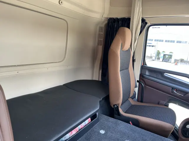 日野 プロフィア 2NG-FR1AHSの写真17