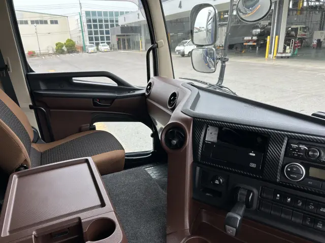 日野 プロフィア 2DG-FW1AHGの写真17