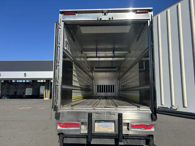 日野 プロフィア 2DG-FW1AHJの写真10