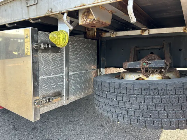 いすゞ ギガ 2PG-CYJ77Cの写真14