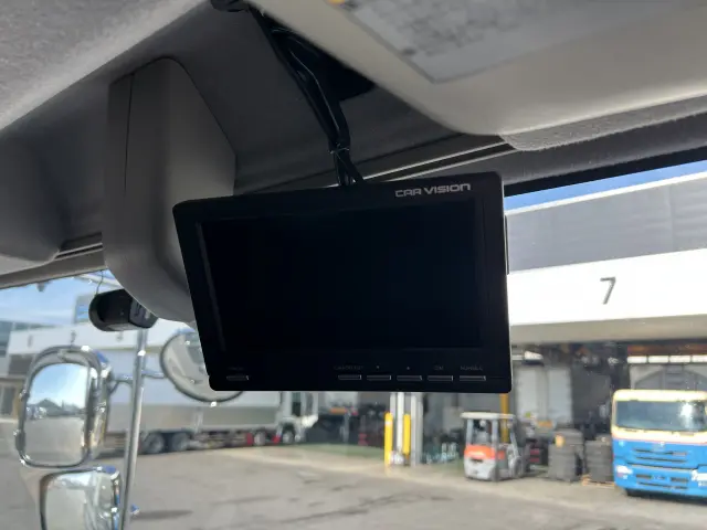 いすゞ ギガ 2PG-CYJ77Cの写真17