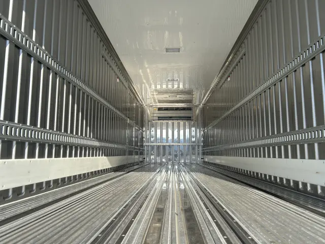 日野 プロフィア 2DG-FW1AHCの写真11