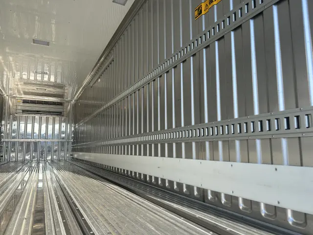 日野 プロフィア 2DG-FW1AHCの写真13