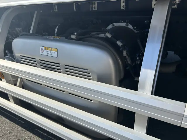日野 プロフィア 2DG-FW1AHCの写真18