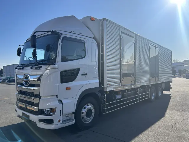 日野 プロフィア 2KG-FR1AHCの写真1