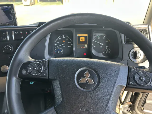 三菱 スーパーグレート 2PG-FU74HZの写真22