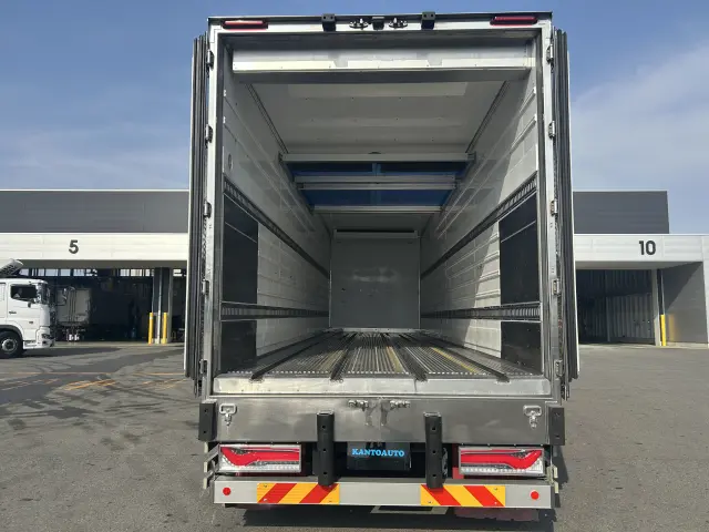 日野 プロフィア 2DG-FW1AHJの写真9