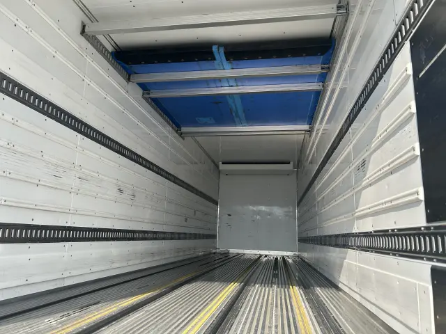 日野 プロフィア 2DG-FW1AHJの写真10