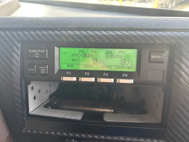 日野 プロフィア 2DG-FW1AHJの写真20