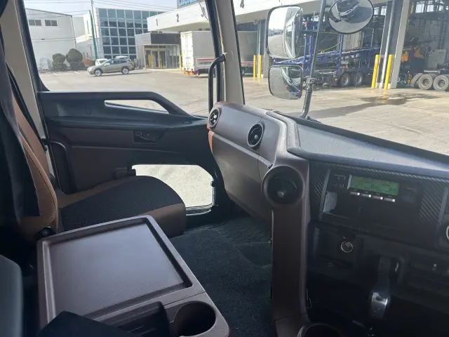 日野 プロフィア 2DG-FW1AHJの写真24