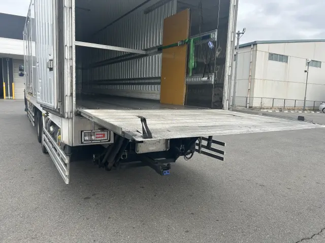 日野 プロフィア 2NG-FW1AHSの写真26