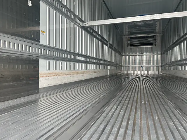 日野 プロフィア 2NG-FW1AHSの写真30