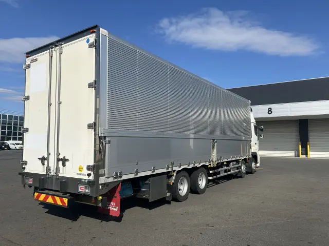 日野 プロフィア 2DG-FW1AHGの写真8