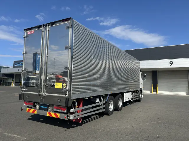 日野 プロフィア 2DG-FR1AHJの写真7