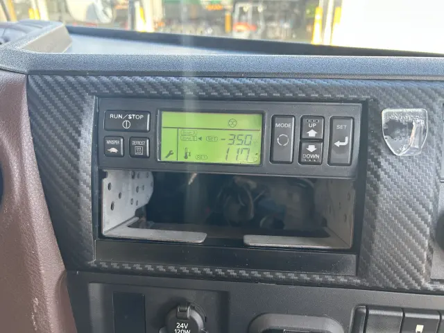 日野 プロフィア 2DG-FR1AHJの写真22