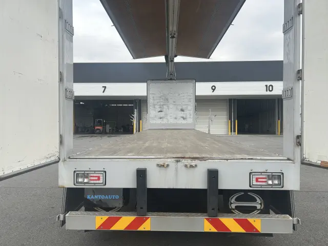 日野 プロフィア 2DG-FR1AHGの写真12