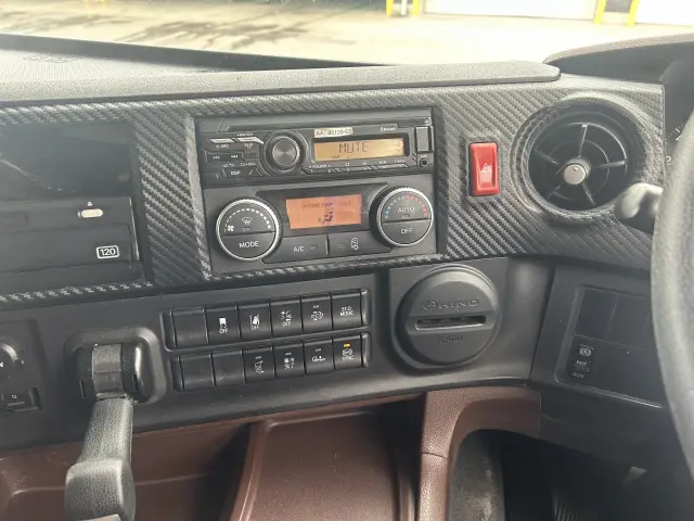 日野 プロフィア 2DG-FR1AHGの写真24