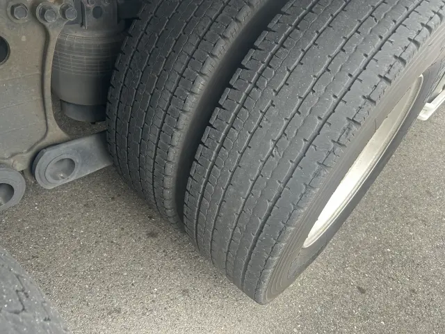 日野 プロフィア 2DG-FR1AHGの写真29