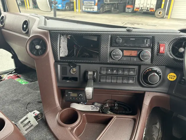 日野 プロフィア 2DG-FW1AHGの写真20