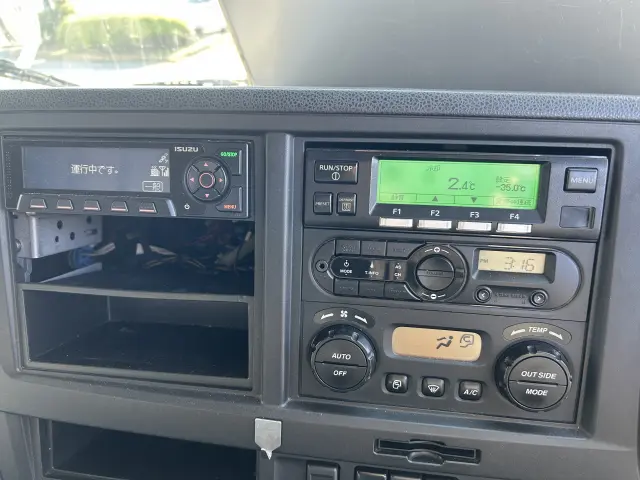 いすゞ ギガ 2KG-CYJ77Cの写真25
