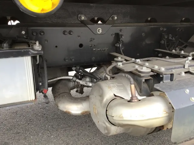 三菱 ファイター 2PG-FK71Nの写真10