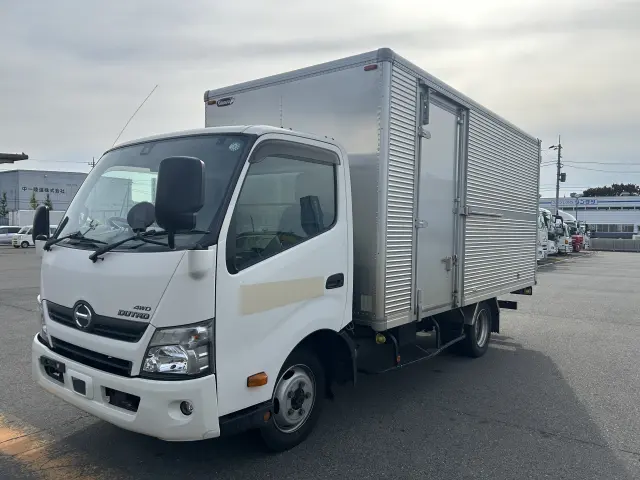 日野 デュトロ TKG-XZU775Mの写真1
