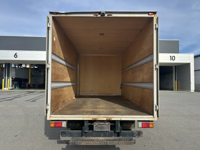 日野 デュトロ TKG-XZU775Mの写真9