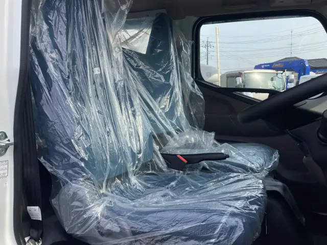 三菱 キャンター 2RG-FBA20(2WD)の写真14