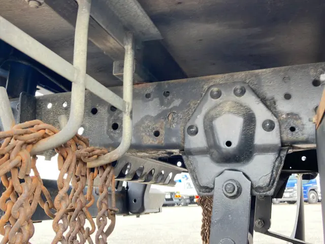 いすゞ エルフ TRG-NJR85A(2WD)の写真12