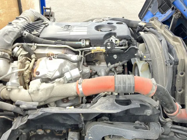 いすゞ エルフ TRG-NJR85A(2WD)の写真15