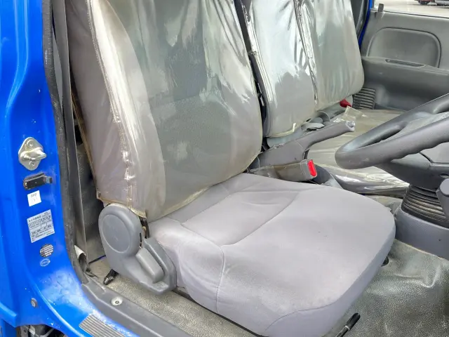 いすゞ エルフ TRG-NJR85A(2WD)の写真16