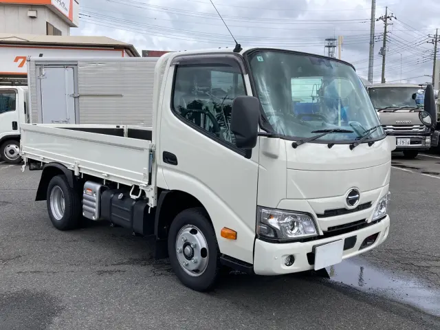 日野 デュトロ 2KG-XZC605M(2WD)の写真2